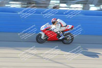 media/Nov-26-2022-Fastrack Riders (Sat) [[b001e85eef]]/Level 3/Session 1 Front Straight/